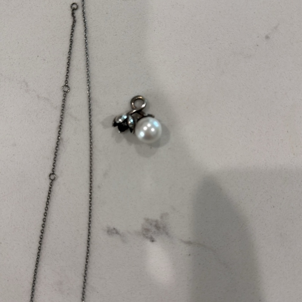 Pandora charm - Picture 2 of 2